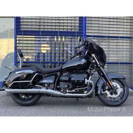 New R18 B BMW Motorcycle rental Moto Plaisir