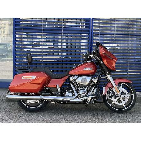 Street Glide Special, Location moto Harley Davidson