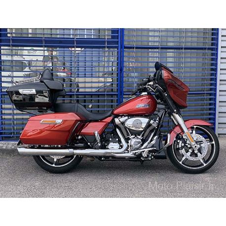 Street Glide Special, Location moto Harley Davidson