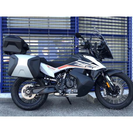 KTM 790 Adventure motorcycle rental