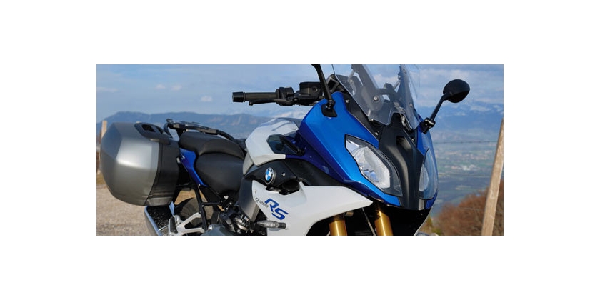 New BMW R1200RS : Sport and travel